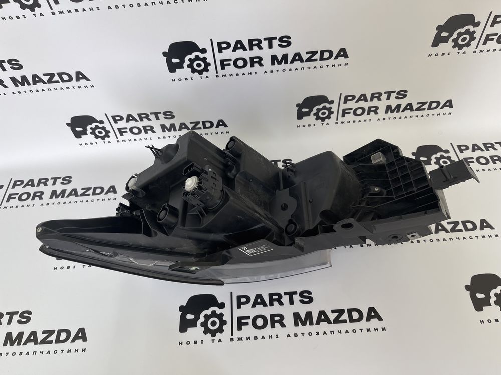 Фара правая LED CX-9 2016 2020 Америка CX30 CX5 CX3 6 GJ GL 3 BN BP