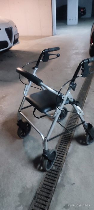 Balkonik dla starszej osoby