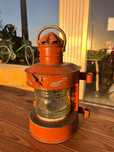 Farol antigo de Navio