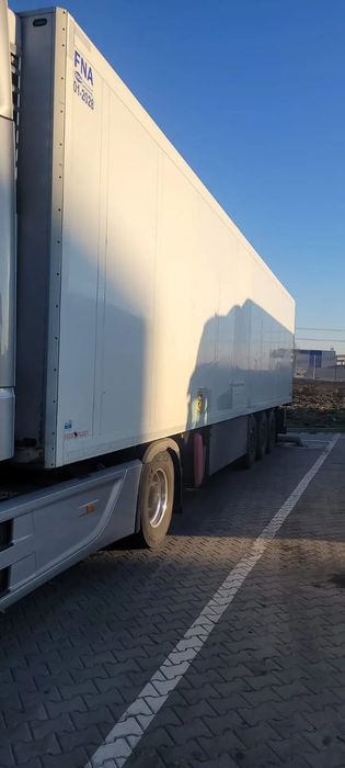 Schmitz Cargobull SKO24  Schmitz Doppelstock gruba ściana