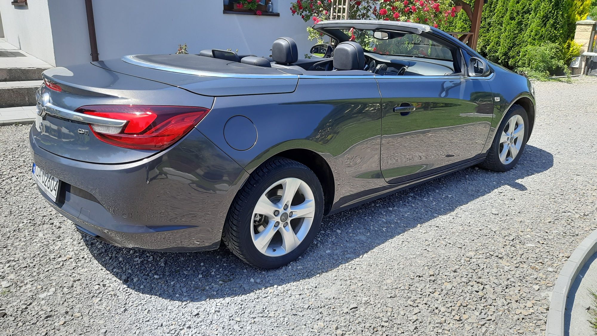 Opel Cascada cabrio
