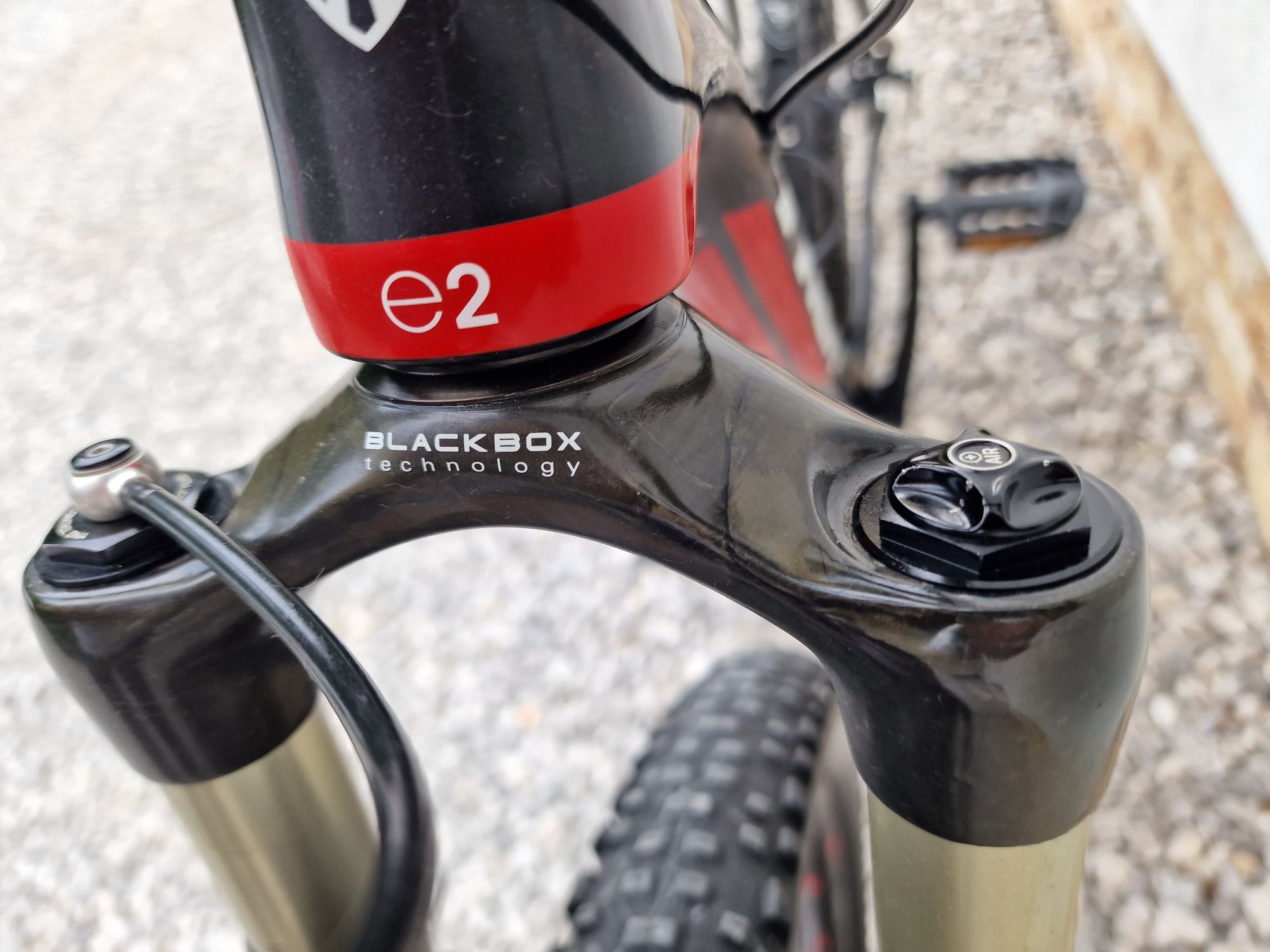 Rower MTB TREK SUPERLFY 9.8 SL Karbon deore XT rockshox