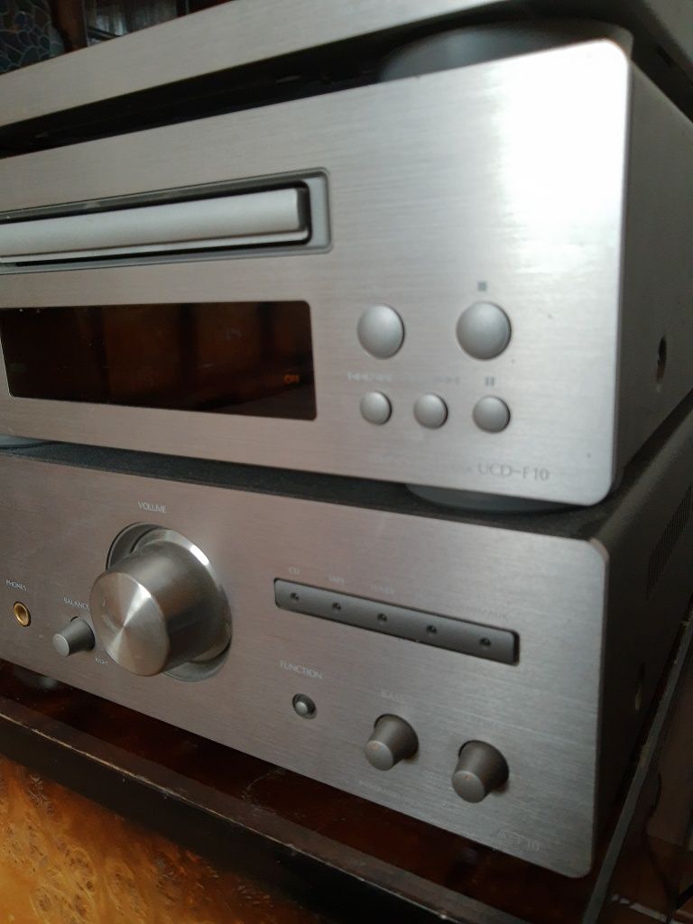 Wieża DENON F10 sprzedam