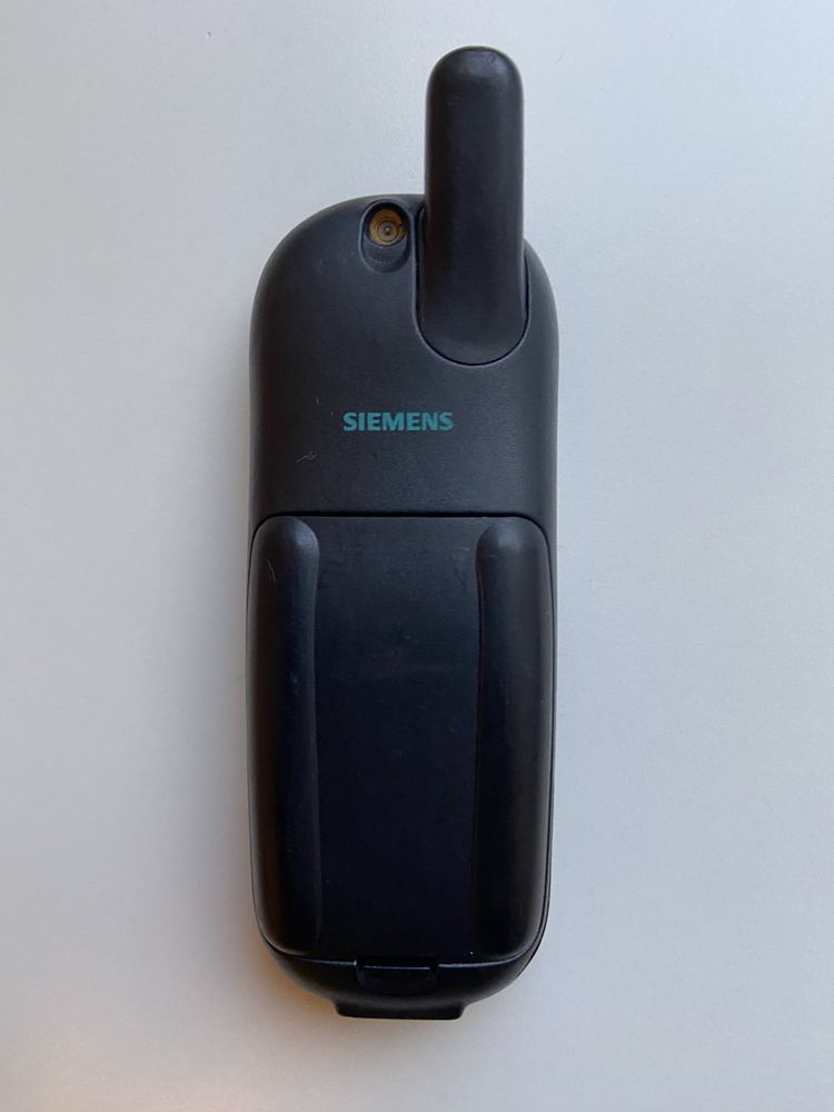 Telemoveis Siemens e Nokia