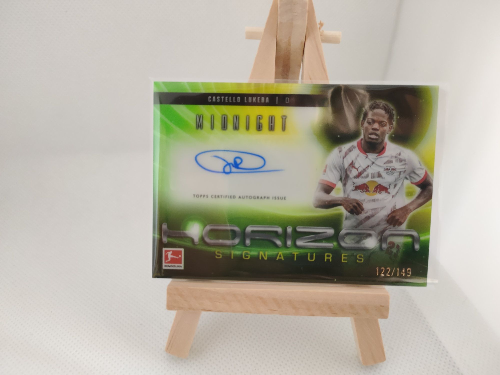 Carta Autografada Castello Lukeba Topps
