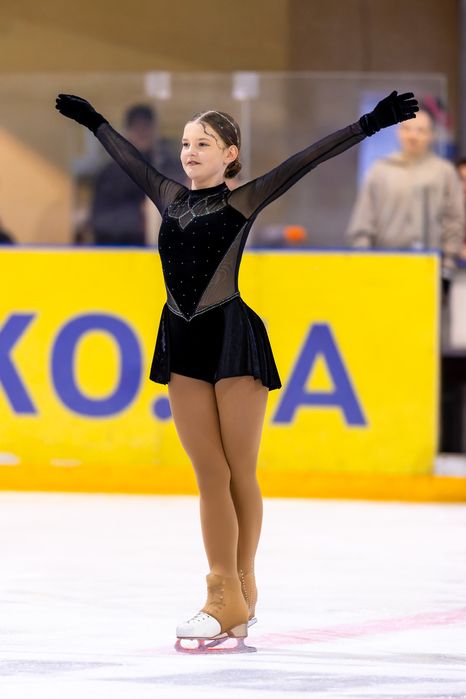 Плаття сукня костюм  для  фігурного катання