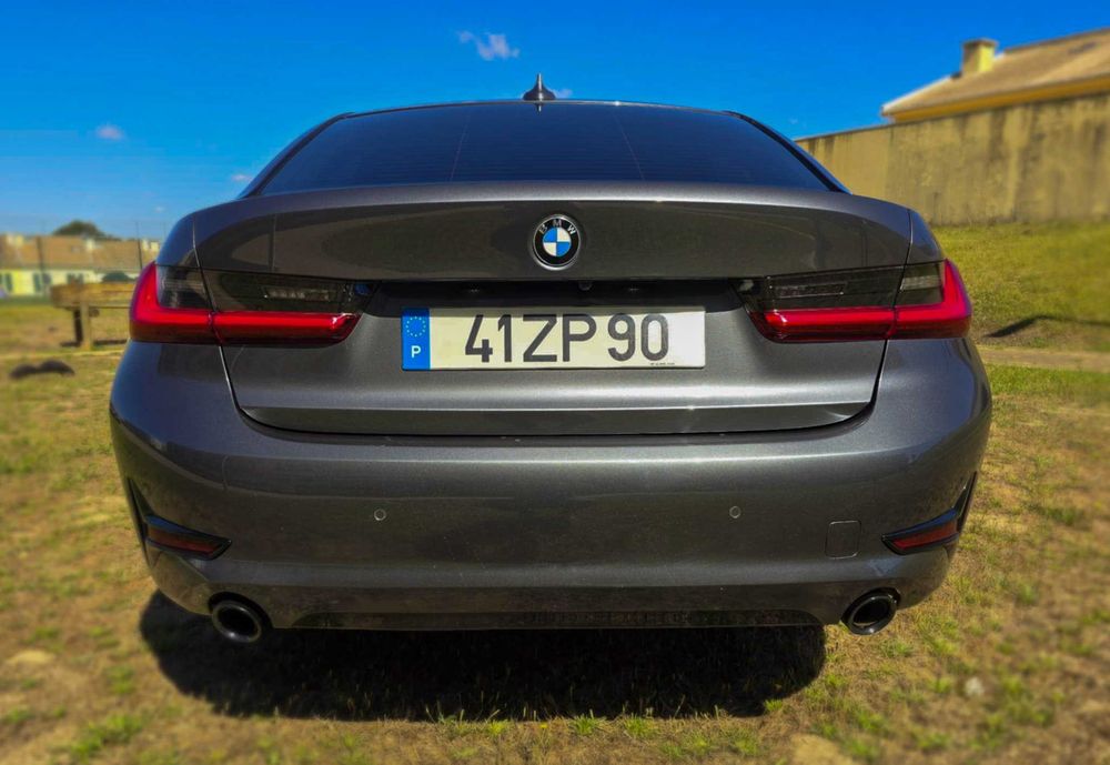 BMW G20 330e em Excelente Estado