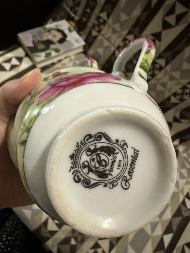 Продам чашки, бокали , графин