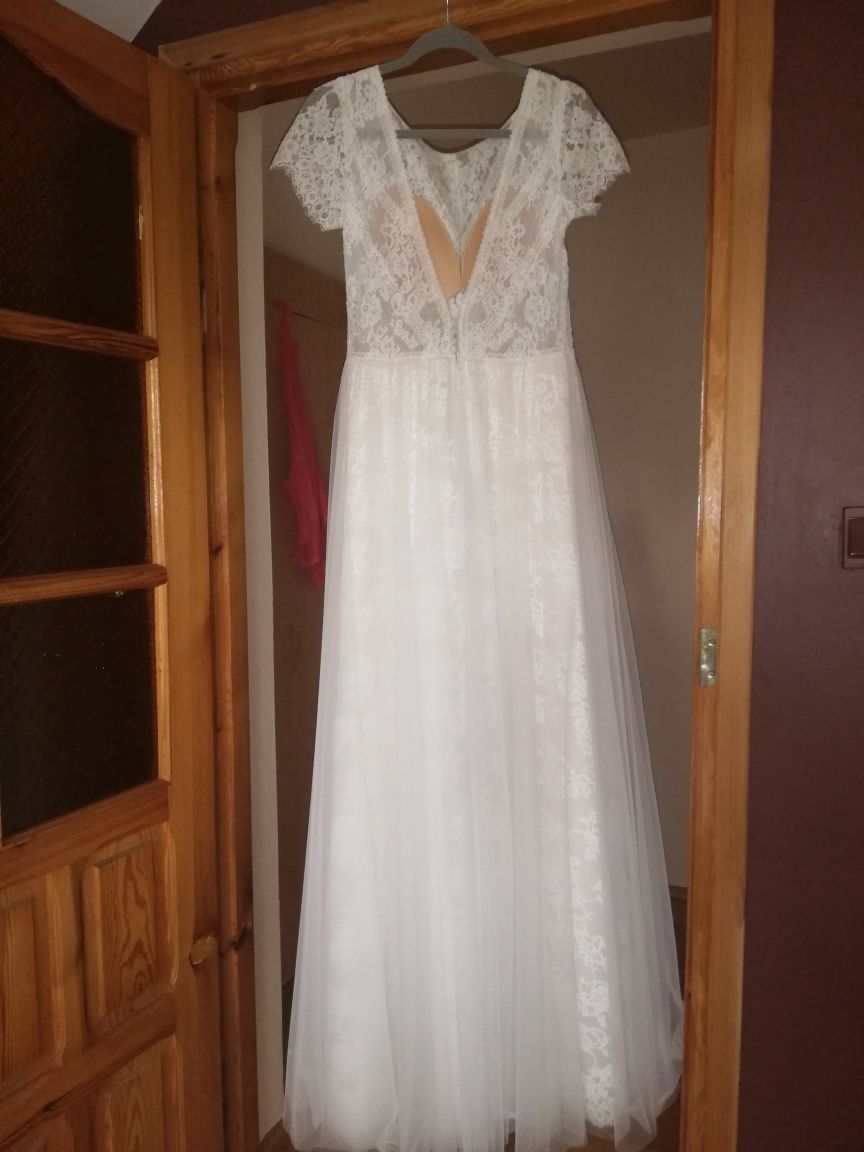 Piękna Suknia Ślubna - Sabe