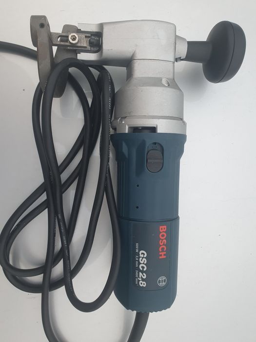 Nożyce elektryczne do blachy BOSCH GSC 2,8