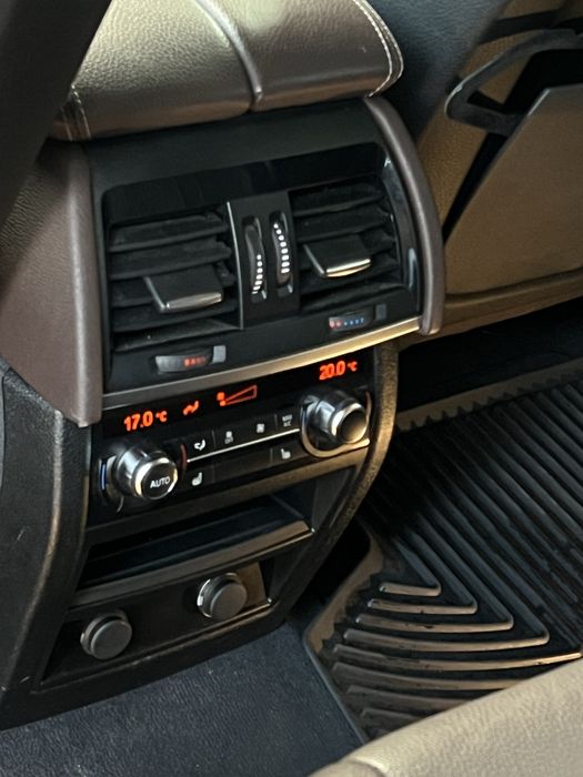 Продам bmw x5 2016