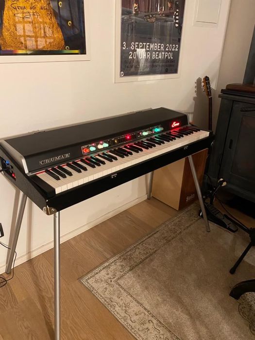 Pianino elektroniczne Crumar Seven