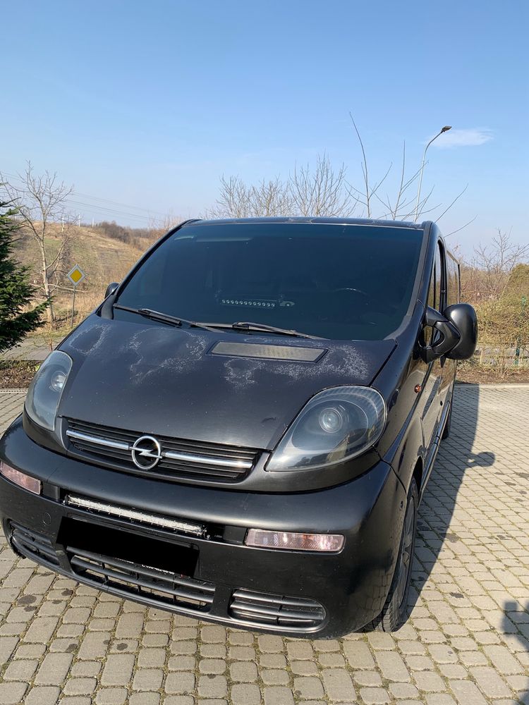 Opel vivaro 2003 рік maxi