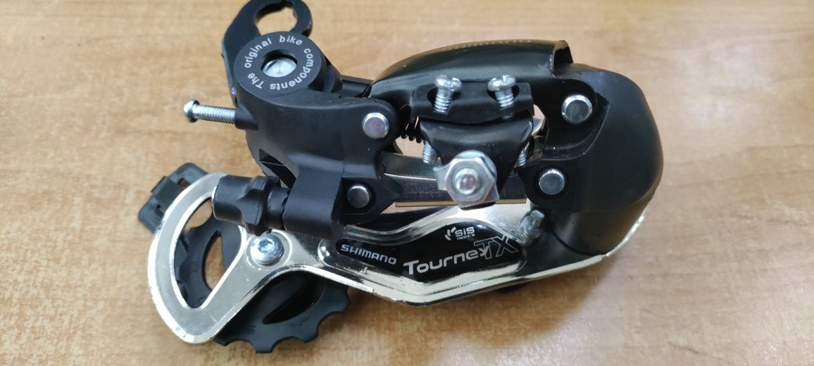 Велосипедный переключатель задний компаньола Shimano RD-TX35