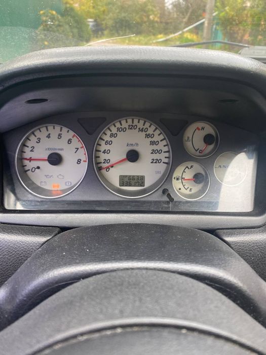 Продам свій автомобіль лансер 9