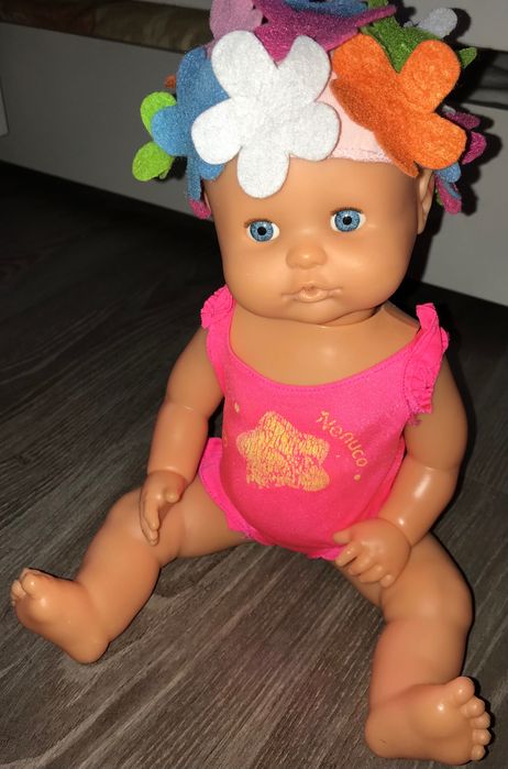 Фірмовий пупс з набором Nenuco, Famosa