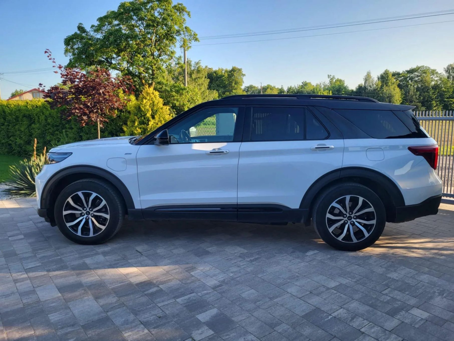 Ford Explorer ST-Line Plug-In wersja europejska