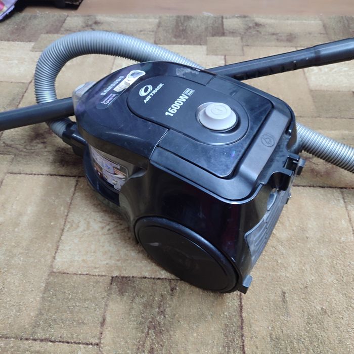 Пилосос на запчастини Samsung