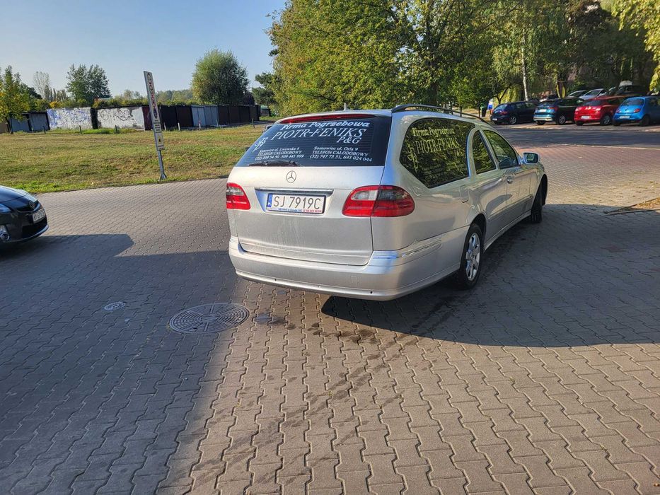Karawan pogrzebowy Mercedes