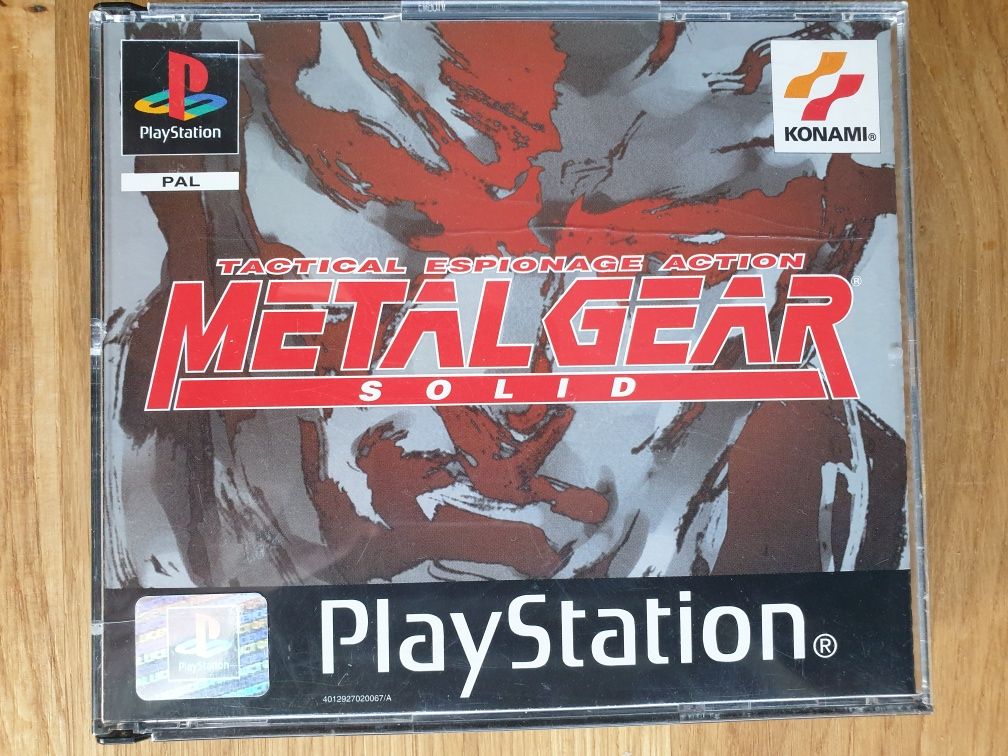 Gra METAL GEAR SOLID + demo silent hill PlayStation (PSX)