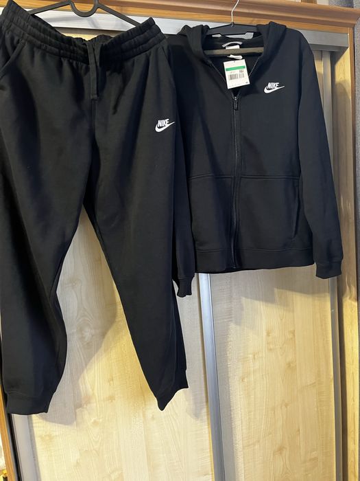 Спортивний костюм Nike жіночий оригінал