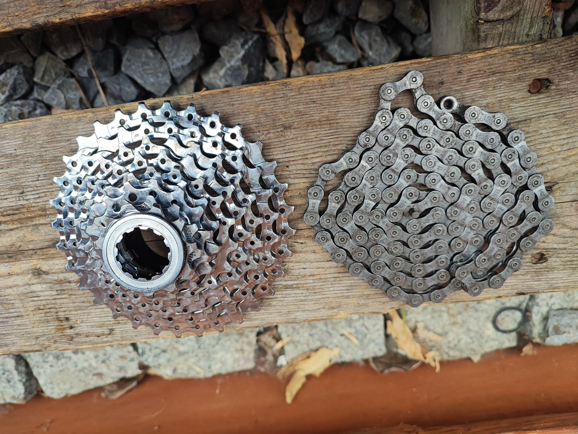 Kaseta rowerowa Shimano Deore XT M750 9 rzędów + HG73 Retro MTB