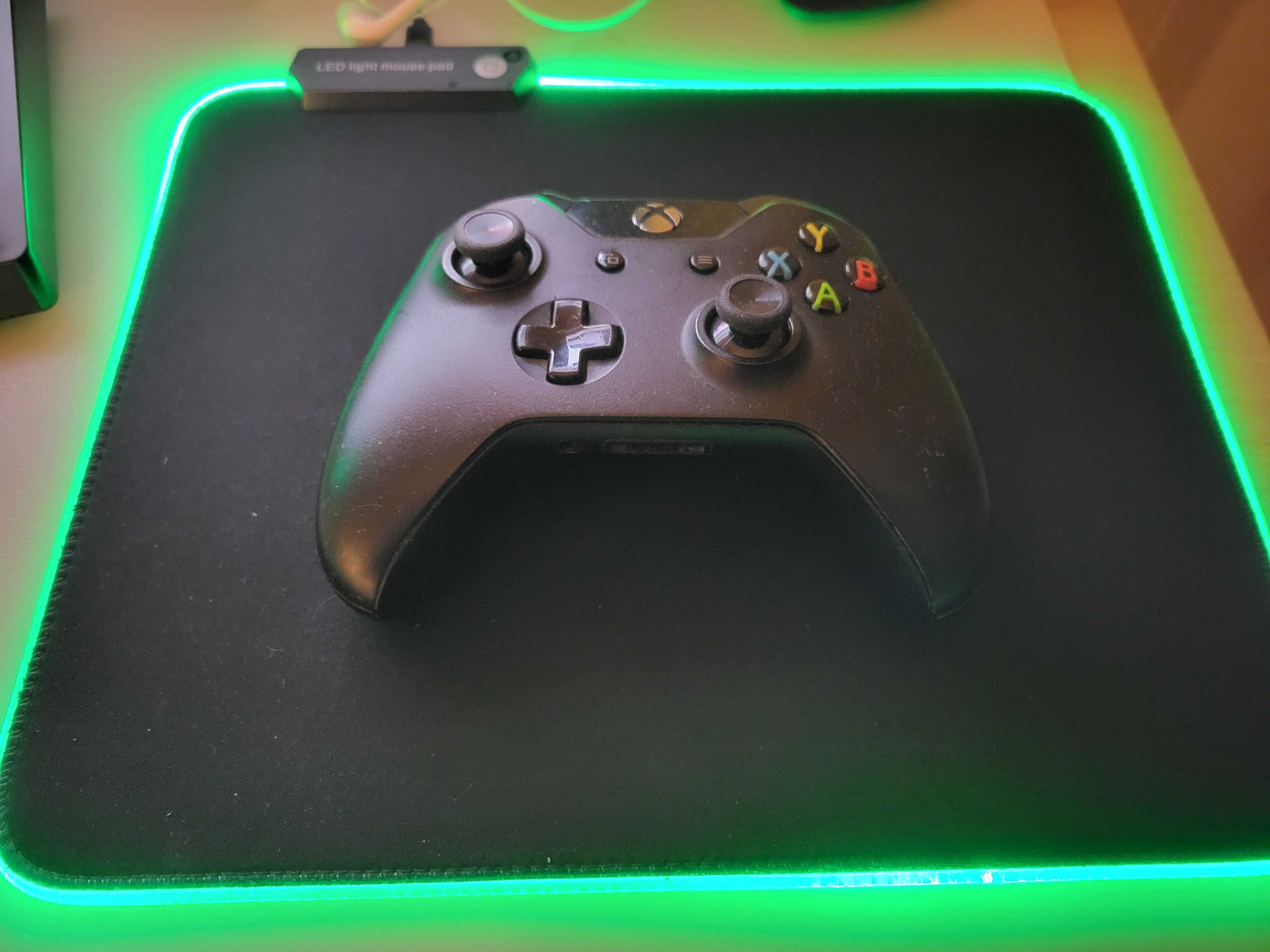 Konsola Xbox One X