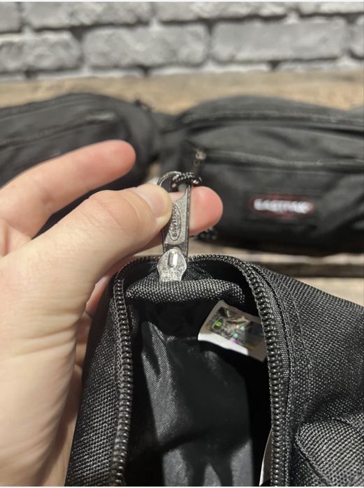 Сумка Eastpak на пояс