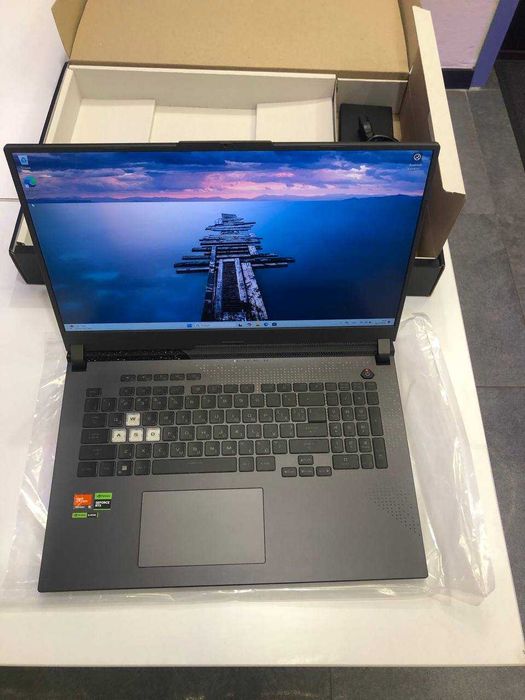 Asus Rog Strix G17 4060