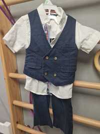 Нарядный костюм на мальчика 2-3 года