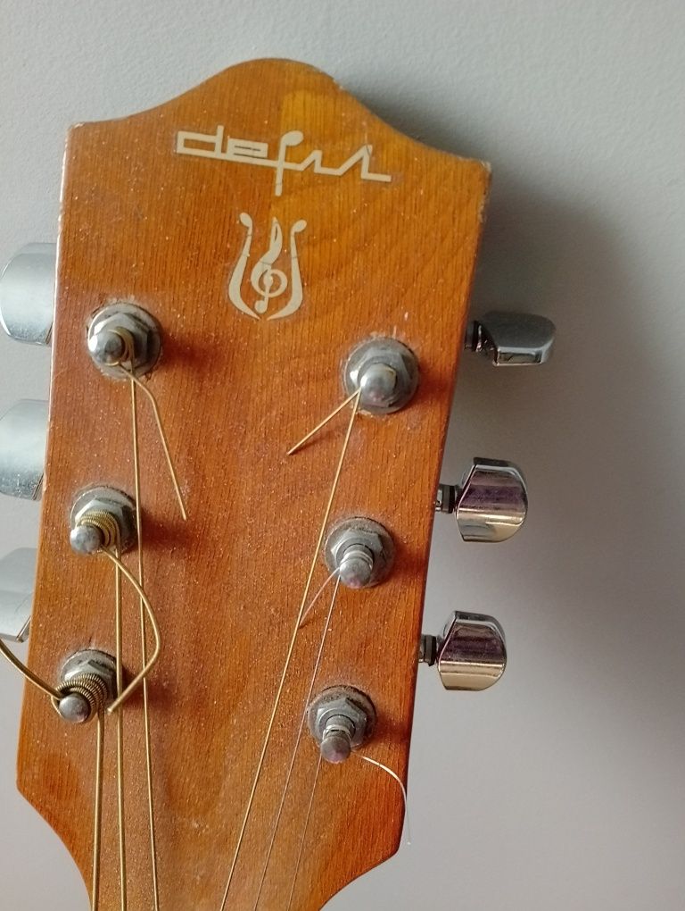 Gitara polska defil