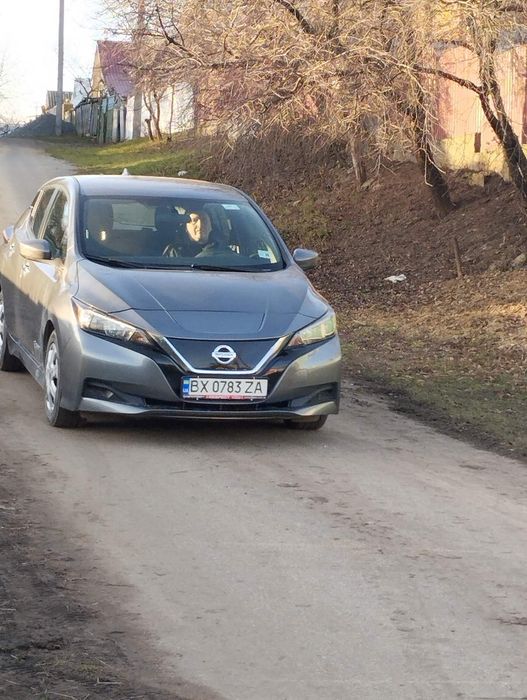 Nissan Leaf 2019 II  •
