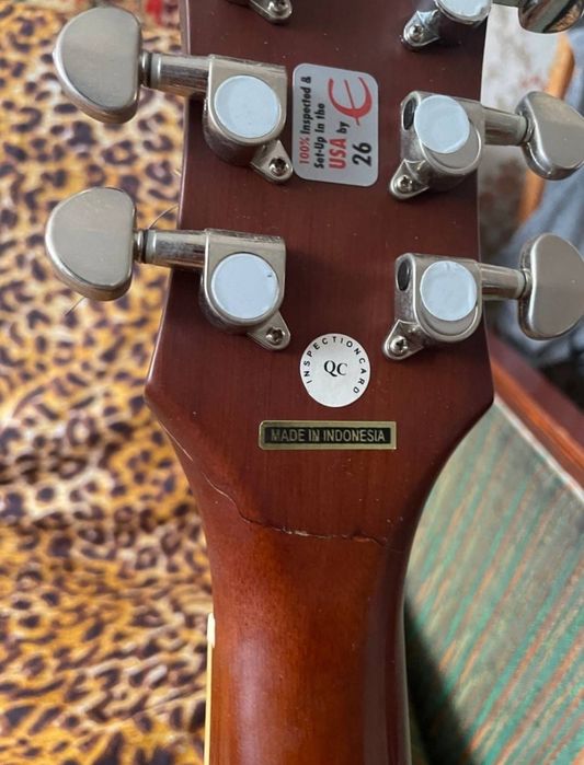 Електроакустична гітара Epiphone AJ 220 VS