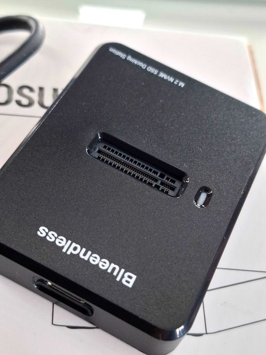 Stacja dokująca / HUB do dysków NVMe – USB-C 10Gbps