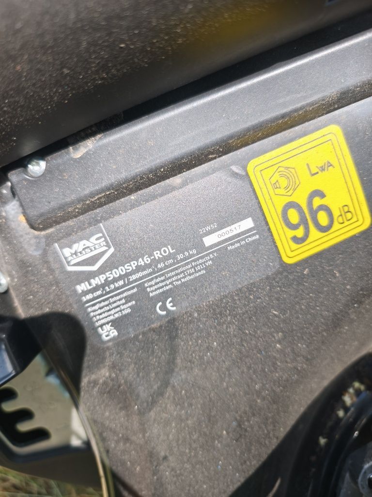 Kosiarka spalinowa z napędem MacAllister Roller B&S 46 cm