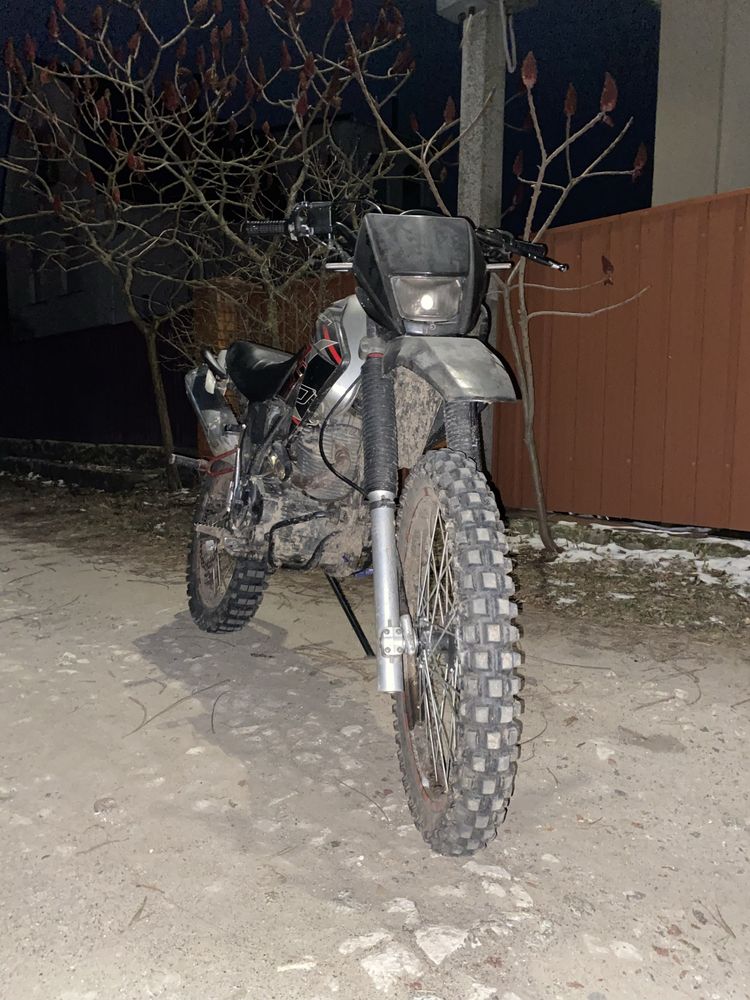 Продам мотоцкл geon X-Road