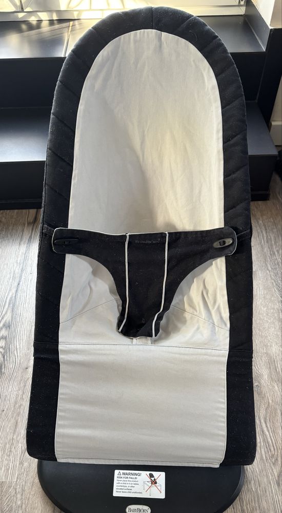 Leżaczek bujaczek babybjorn