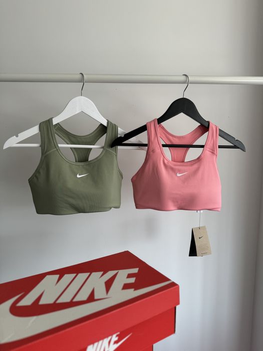 Мякий топ Nike, новий Xs р.