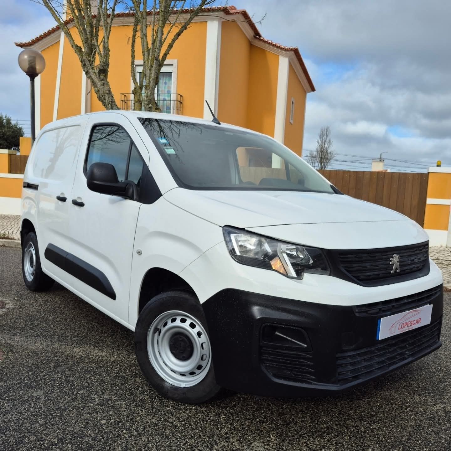 Peugeot Partner | GARANTIA | 130.000KM - 3 LUG. - NACIONAL