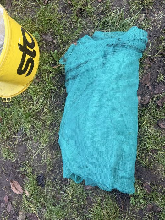 Siatka na rusztowanie, 10 sztuk. Kotwy do rusztowania 16 szt.