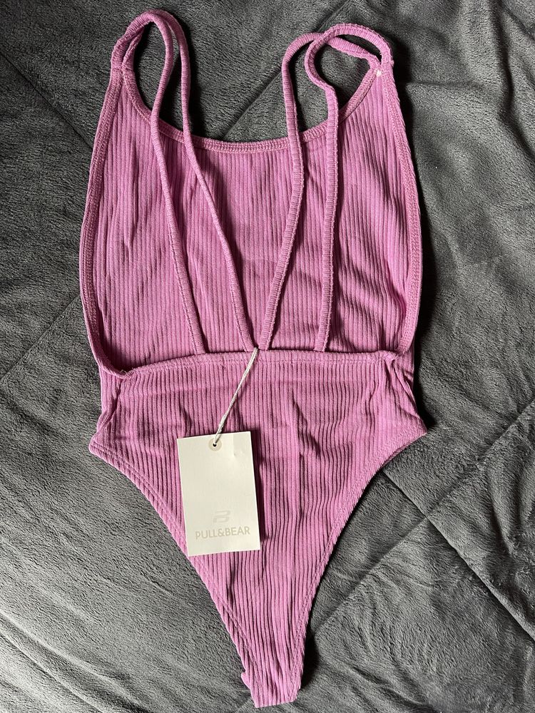 Body pull&bear novo