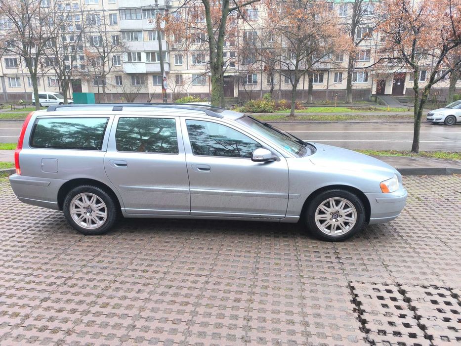 Volvo V70 2.4 дизель автомат