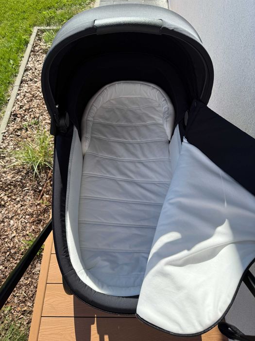 Cybex E-PRIAM 11.2024