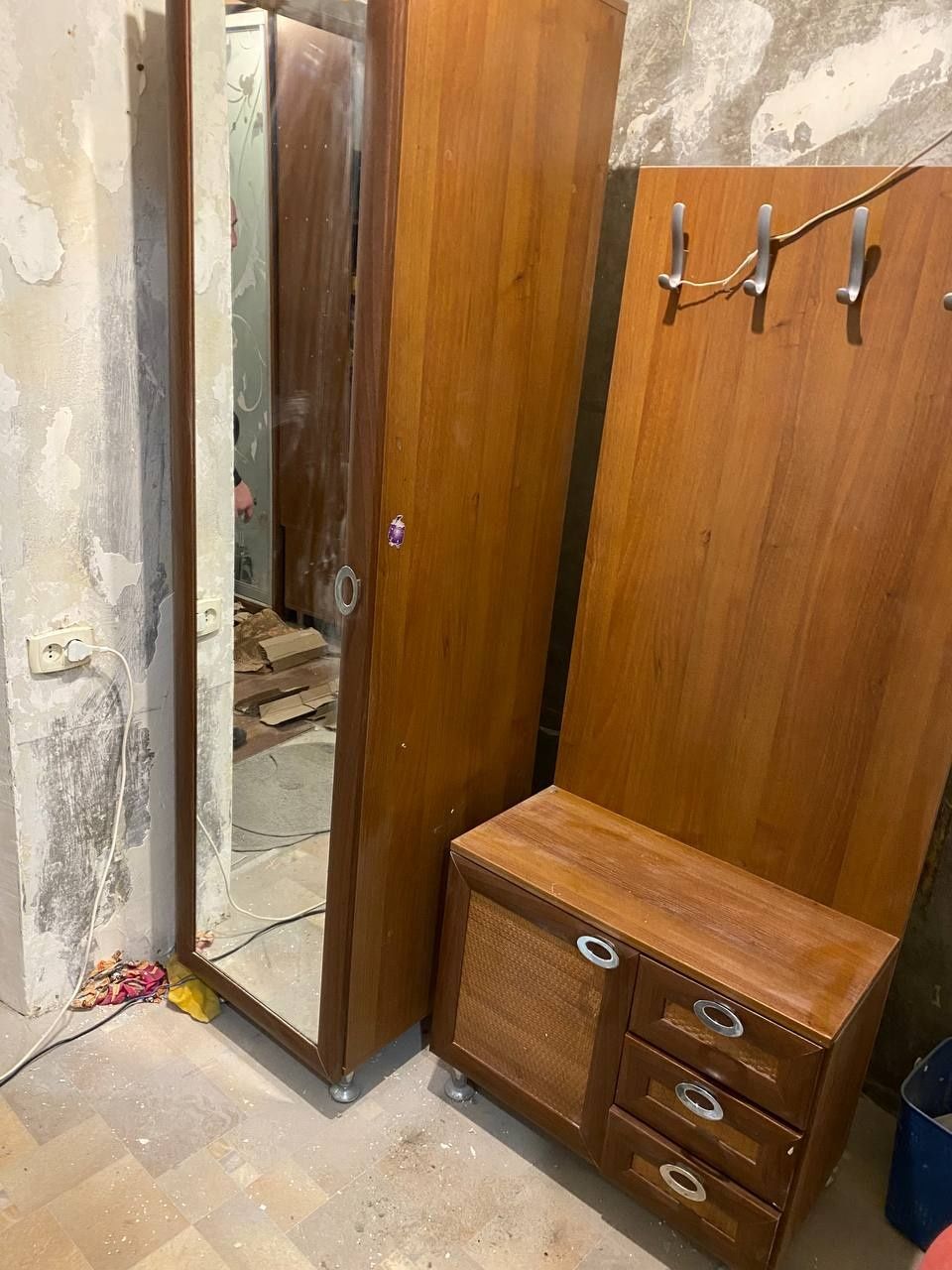 Читайте опис!!! Шкаф в прихожую и в комнату