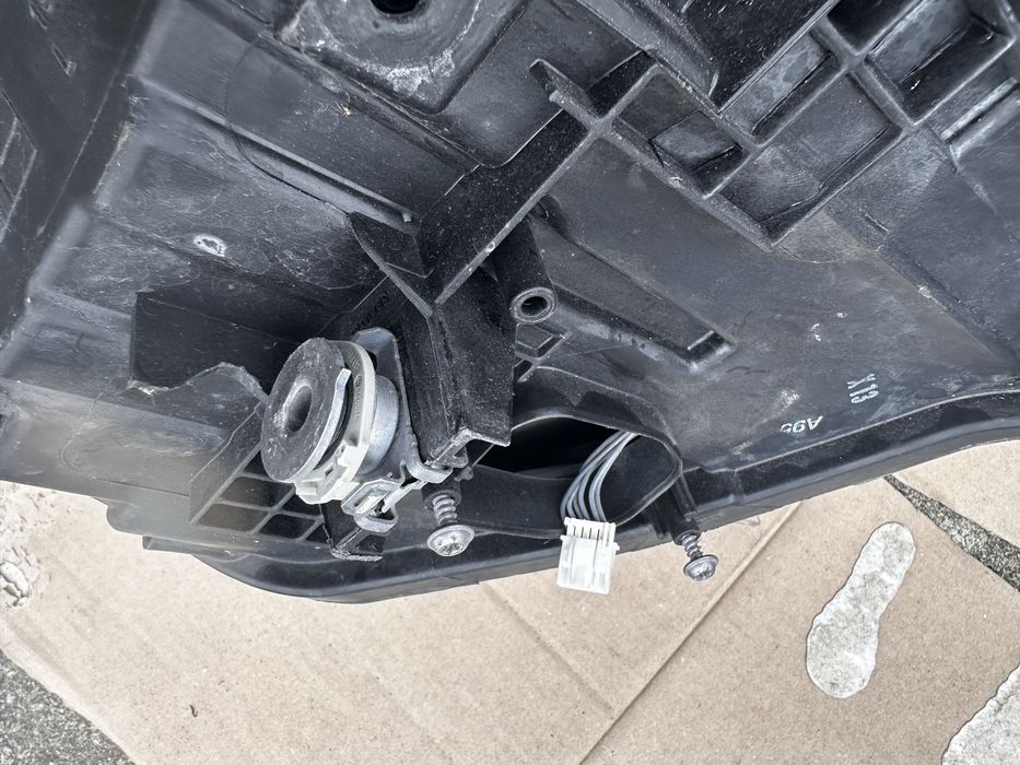 Farol bmw f31 ( 2017 )