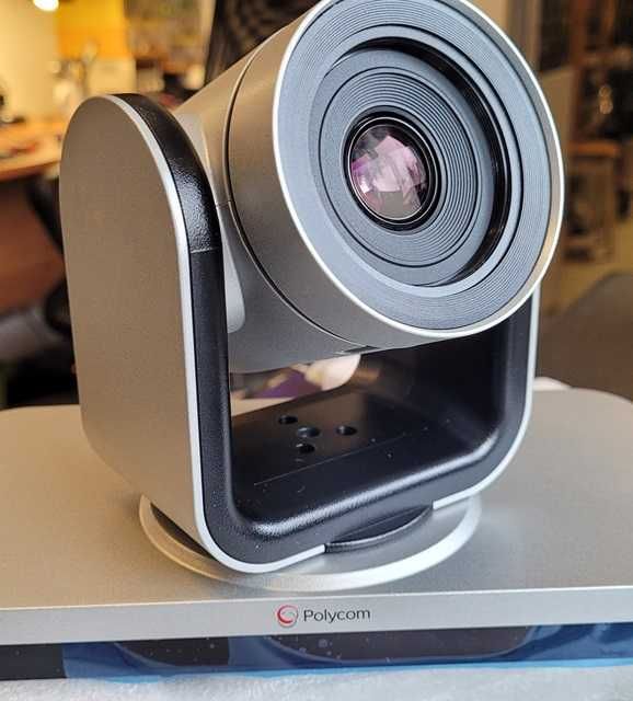 Polycom RealPresence Group 500 z kamerą EagleEye IV - wideokonferencje