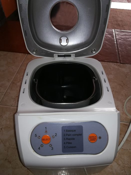 Máquina de fazer Pão.