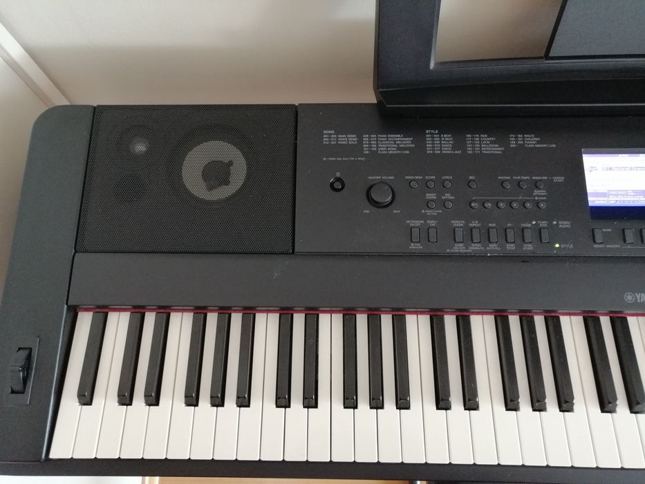 Pianino Yamacha DGX-660