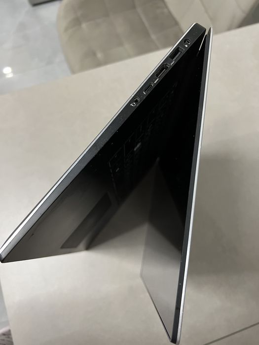 Ноутбук Dell P56F