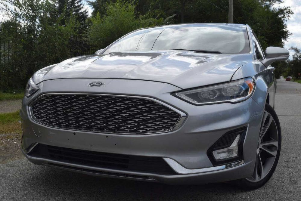 Ford Fusion Titanium      2020